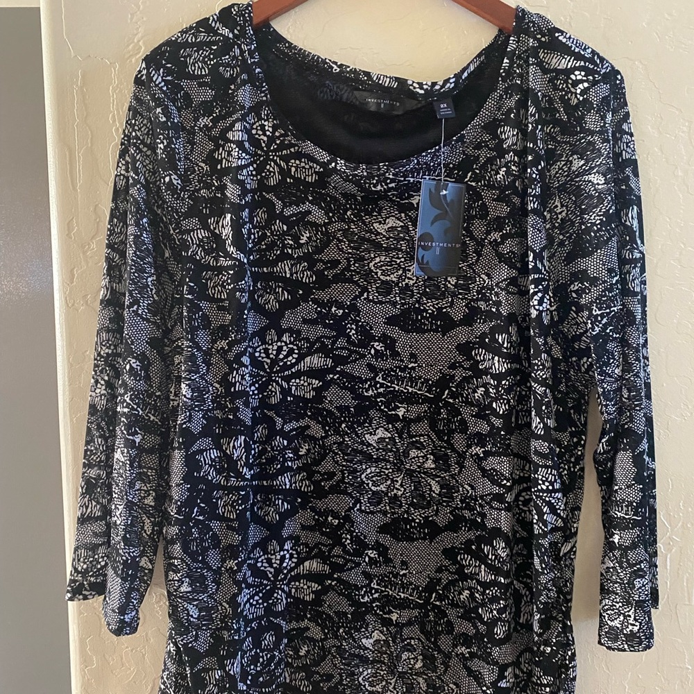 Woman’s Investment B/w flr size 2x